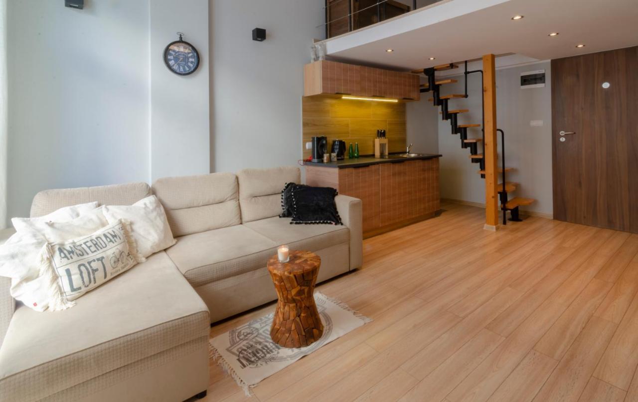 Holiday Home Loft Z Antresola I Balkonem Przy Plazy 미엥지즈드로예 외부 사진