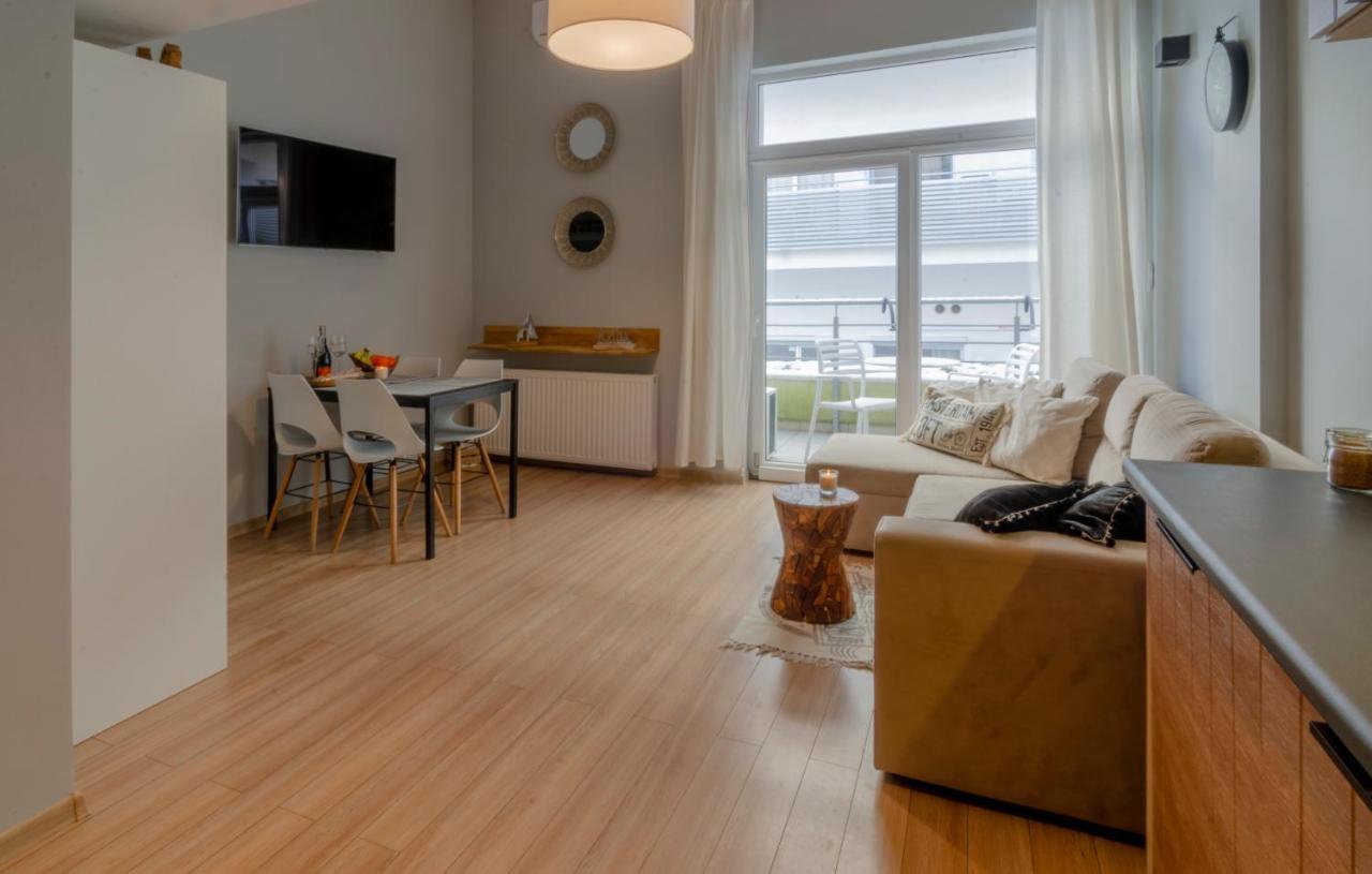 Holiday Home Loft Z Antresola I Balkonem Przy Plazy 미엥지즈드로예 외부 사진