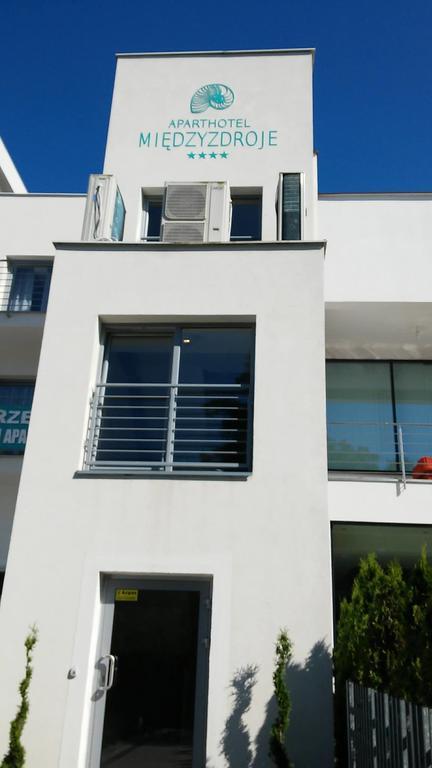 Holiday Home Loft Z Antresola I Balkonem Przy Plazy 미엥지즈드로예 외부 사진