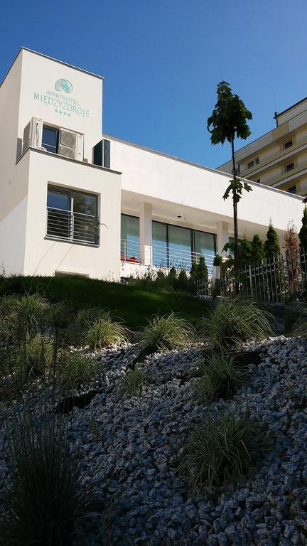 Holiday Home Loft Z Antresola I Balkonem Przy Plazy 미엥지즈드로예 외부 사진